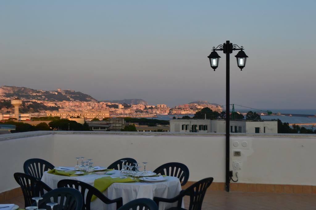 Hotel Santa Marta Поццуоли Экстерьер фото