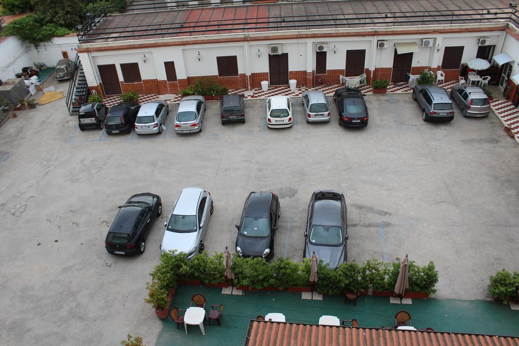 Hotel Santa Marta Поццуоли Экстерьер фото