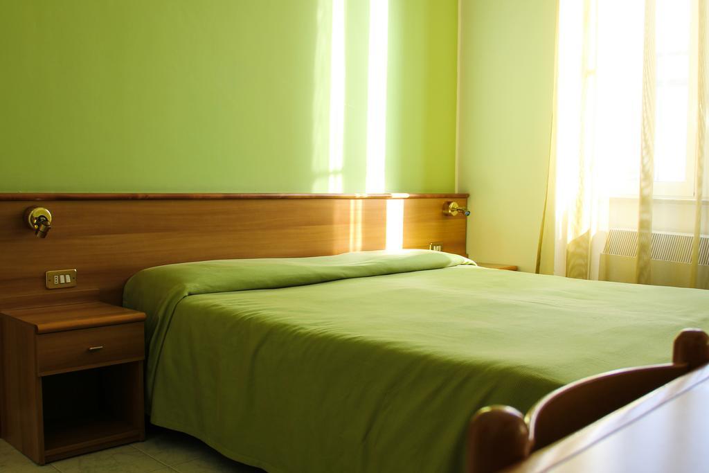 Hotel Santa Marta Поццуоли Экстерьер фото
