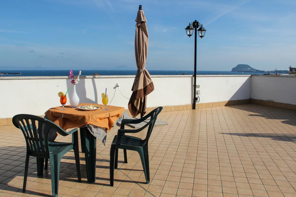 Hotel Santa Marta Поццуоли Экстерьер фото